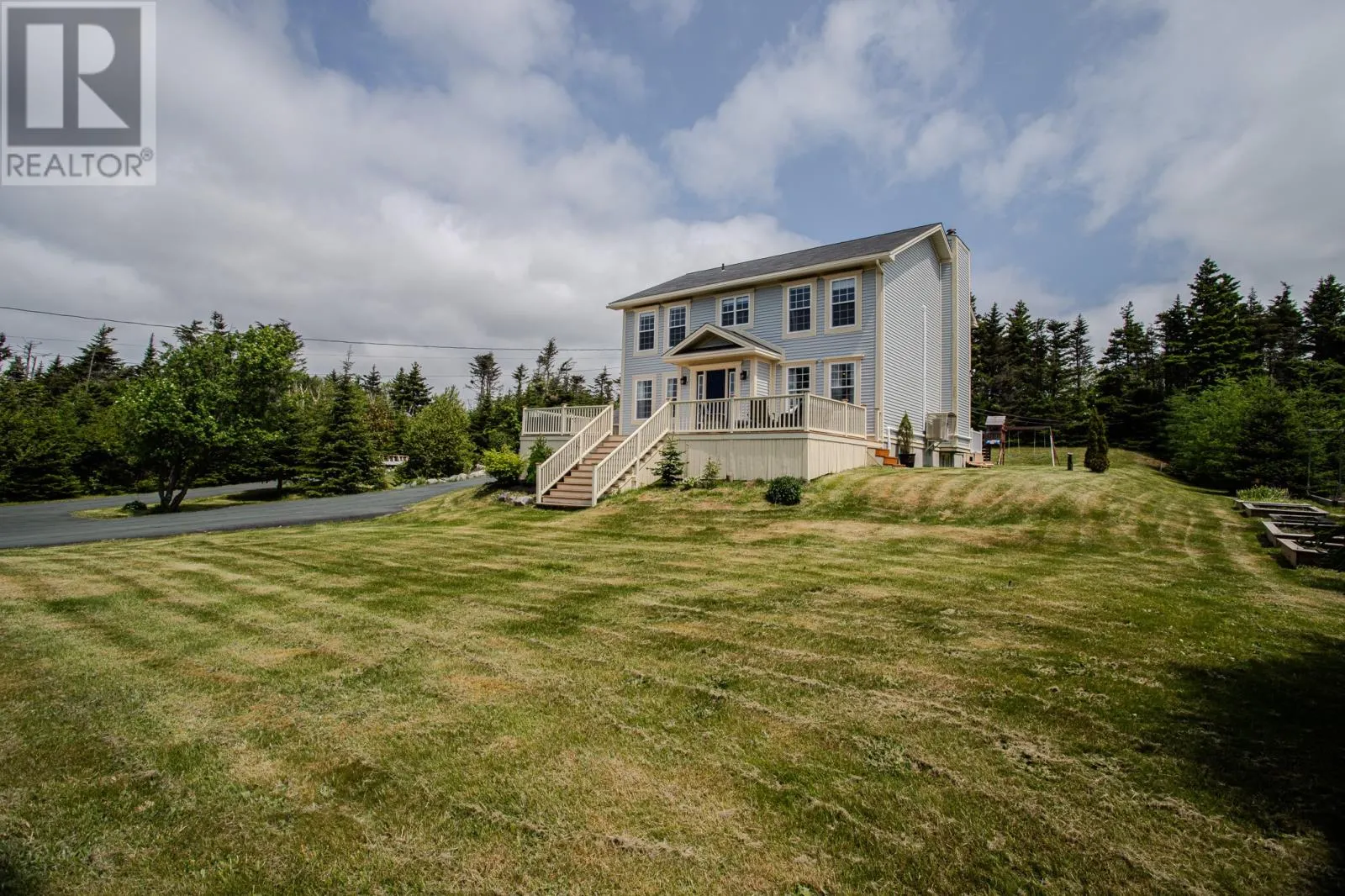 17 Oliver's Pond Road