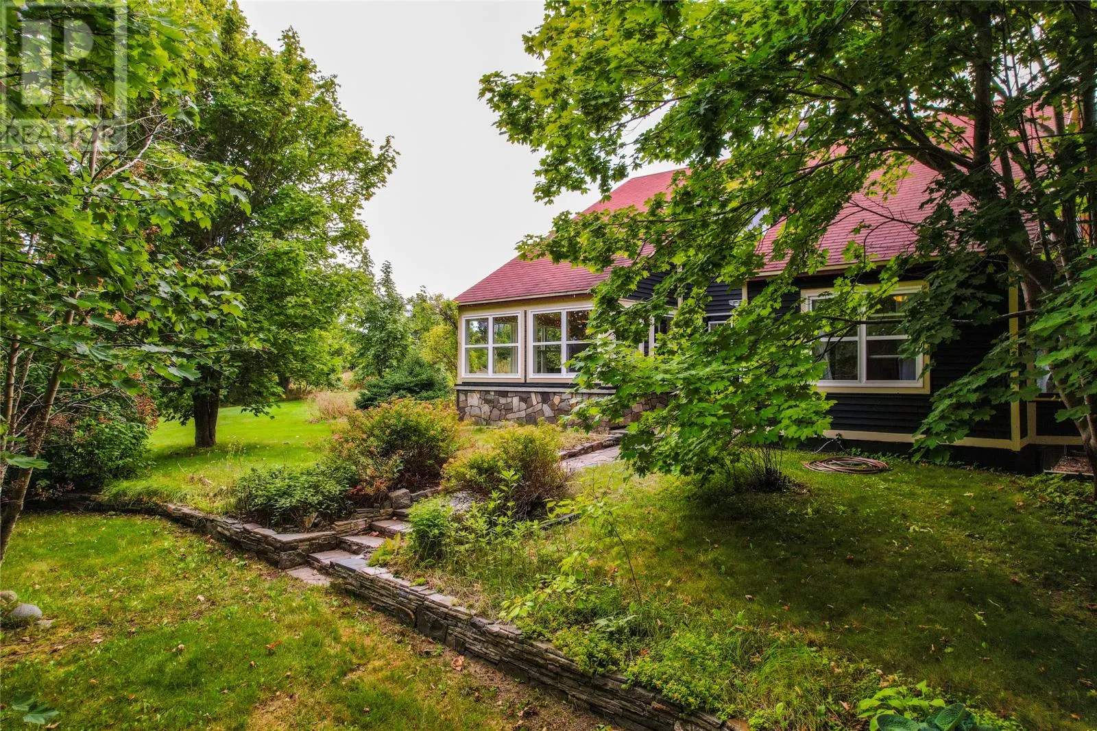 70 Mundys Road