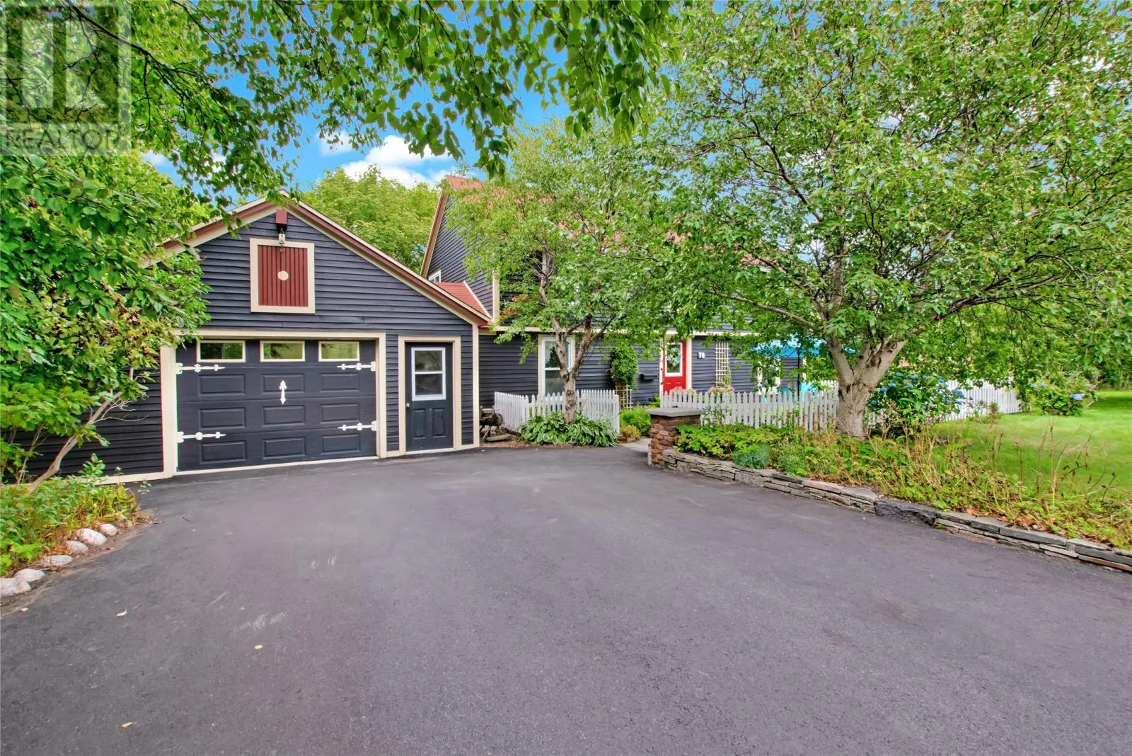 70 Mundys Road