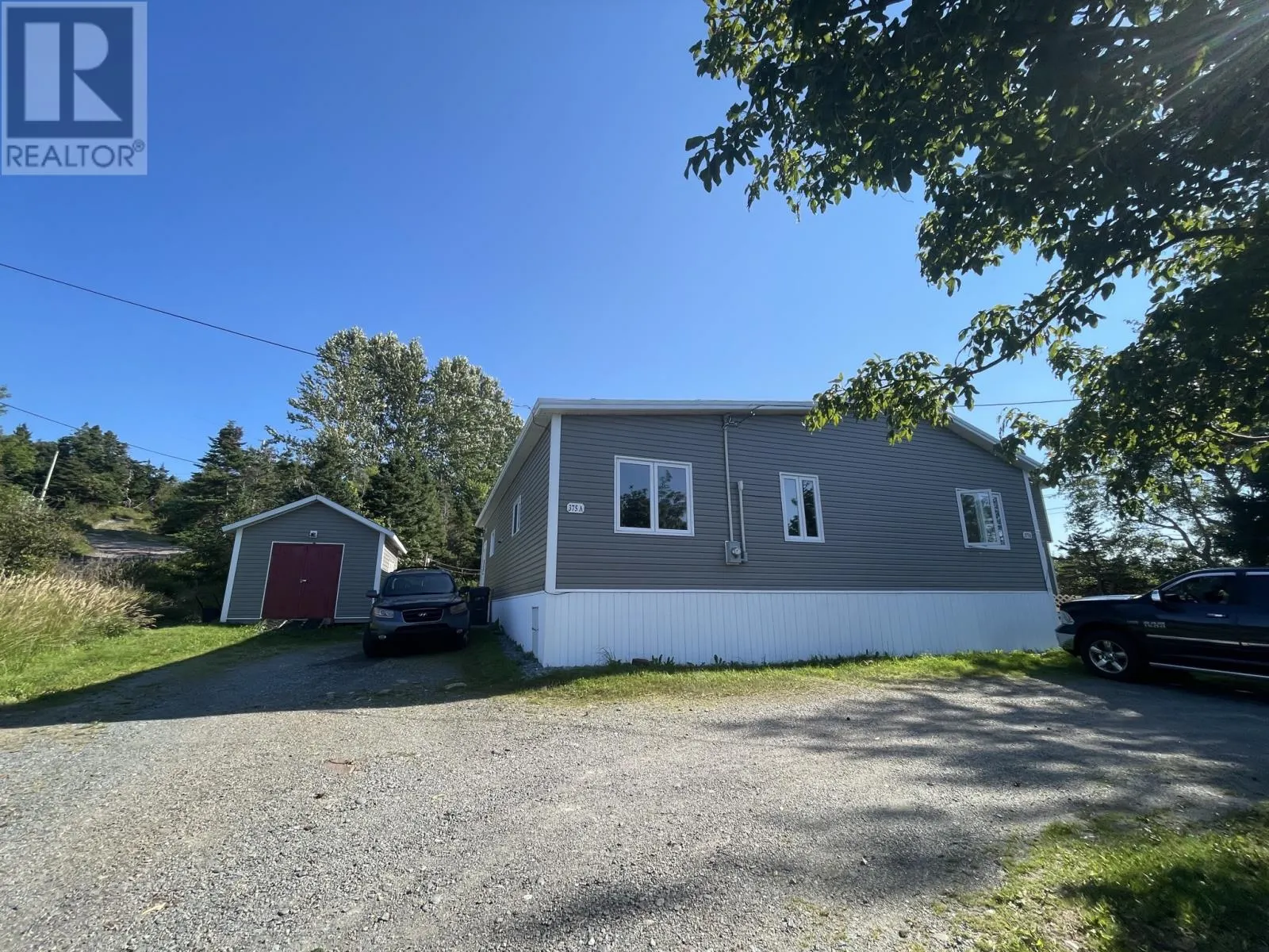 375 A & B Creston Boulevard