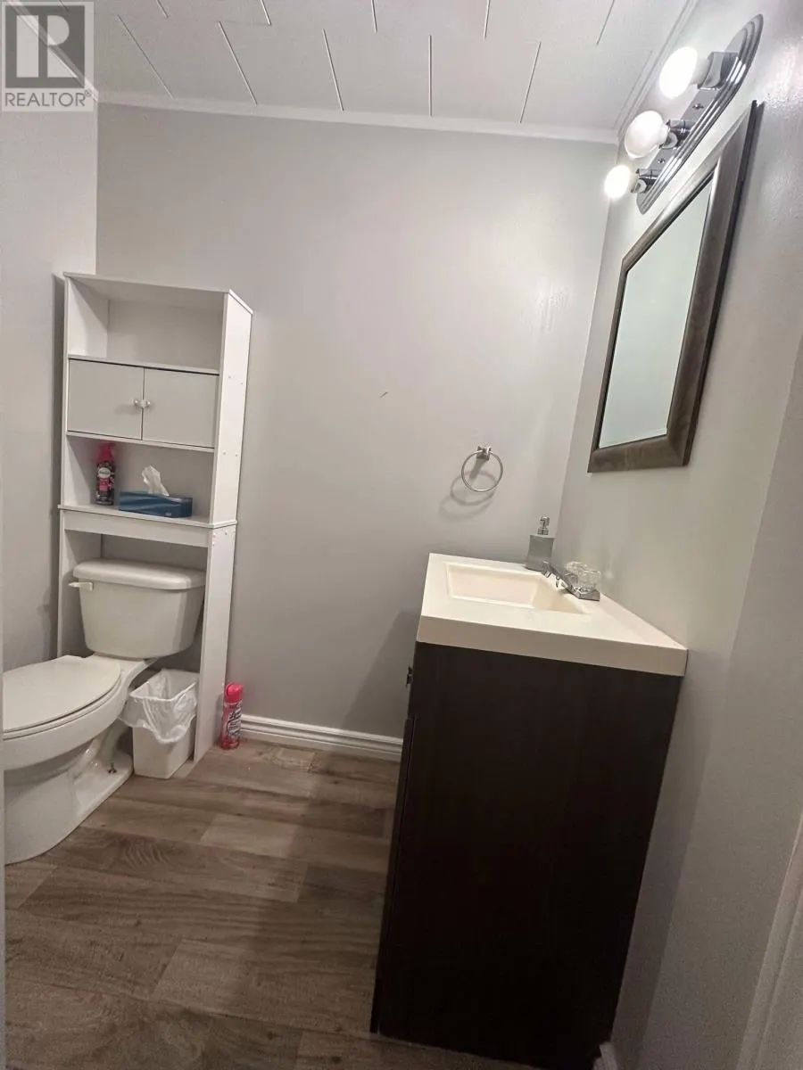 375 A & B Creston Boulevard