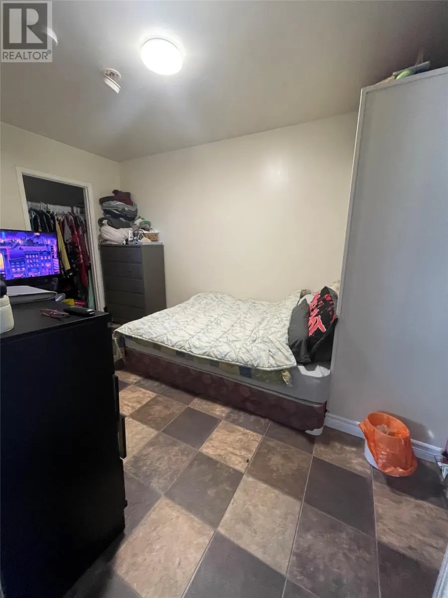 375 A & B Creston Boulevard