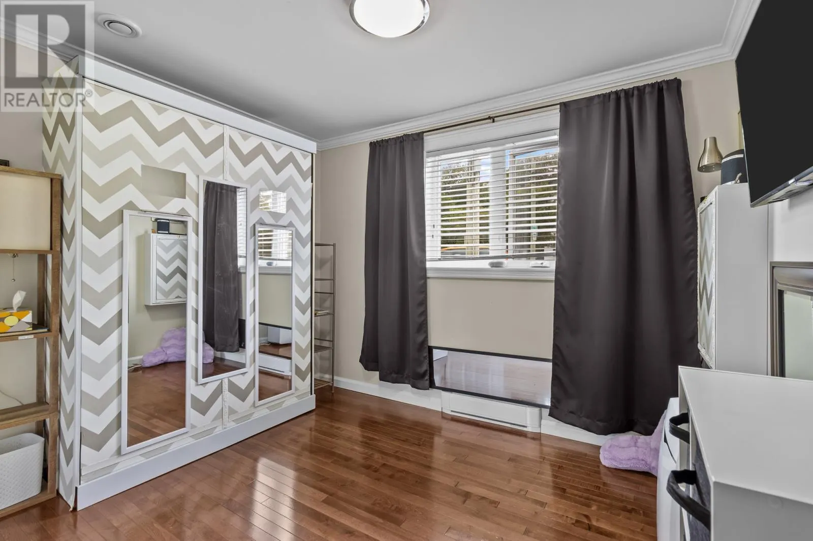 239 Craigmillar Avenue Unit#101, #101