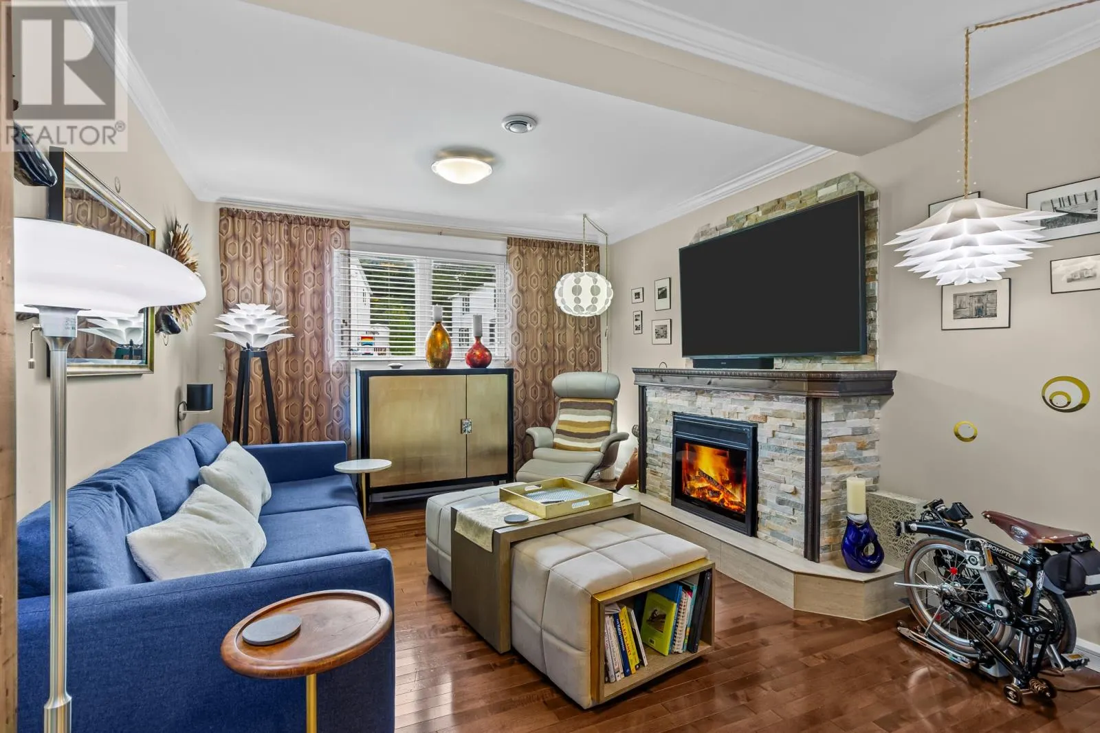 239 Craigmillar Avenue Unit#101, #101