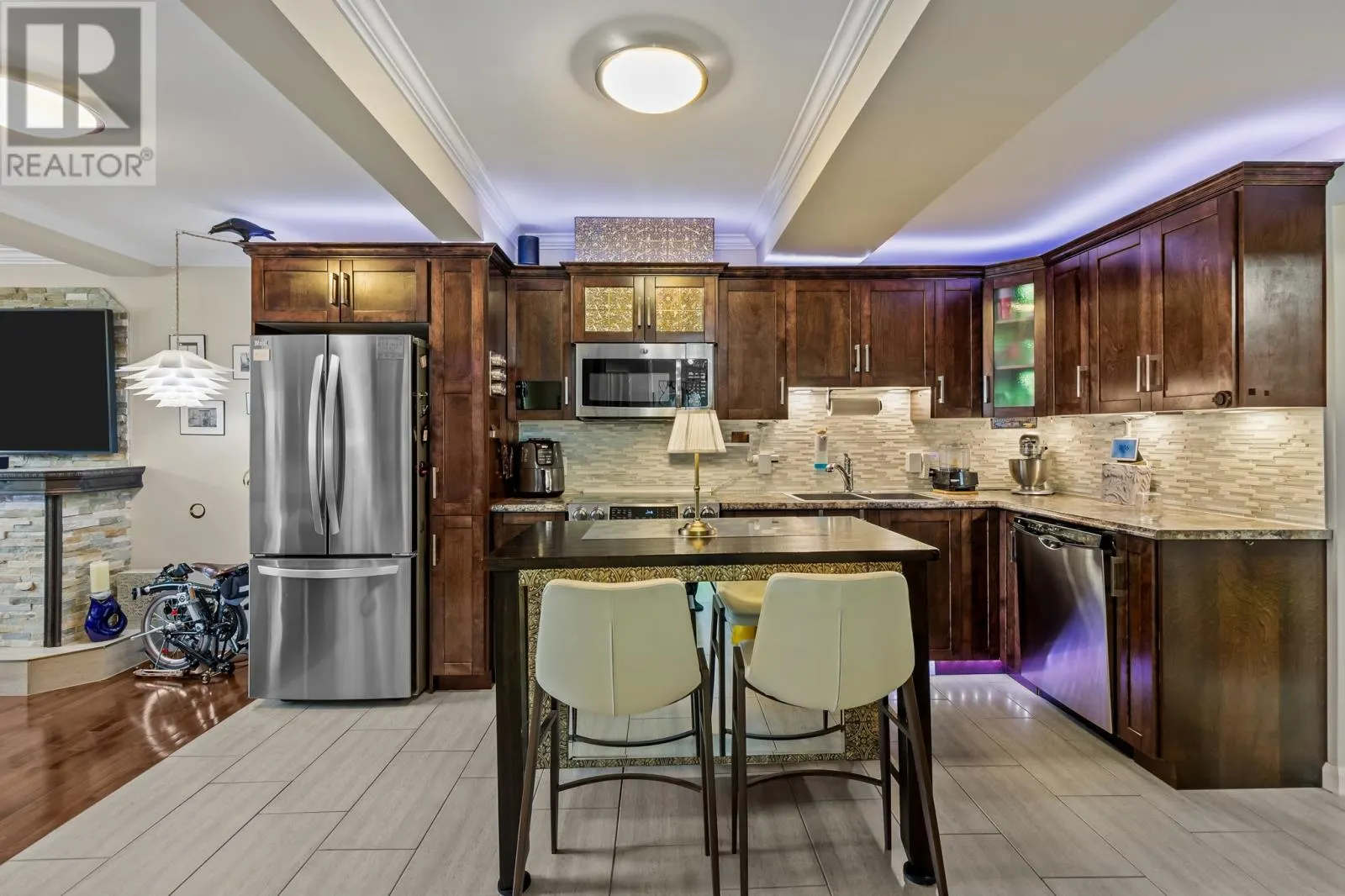 239 Craigmillar Avenue Unit#101, #101