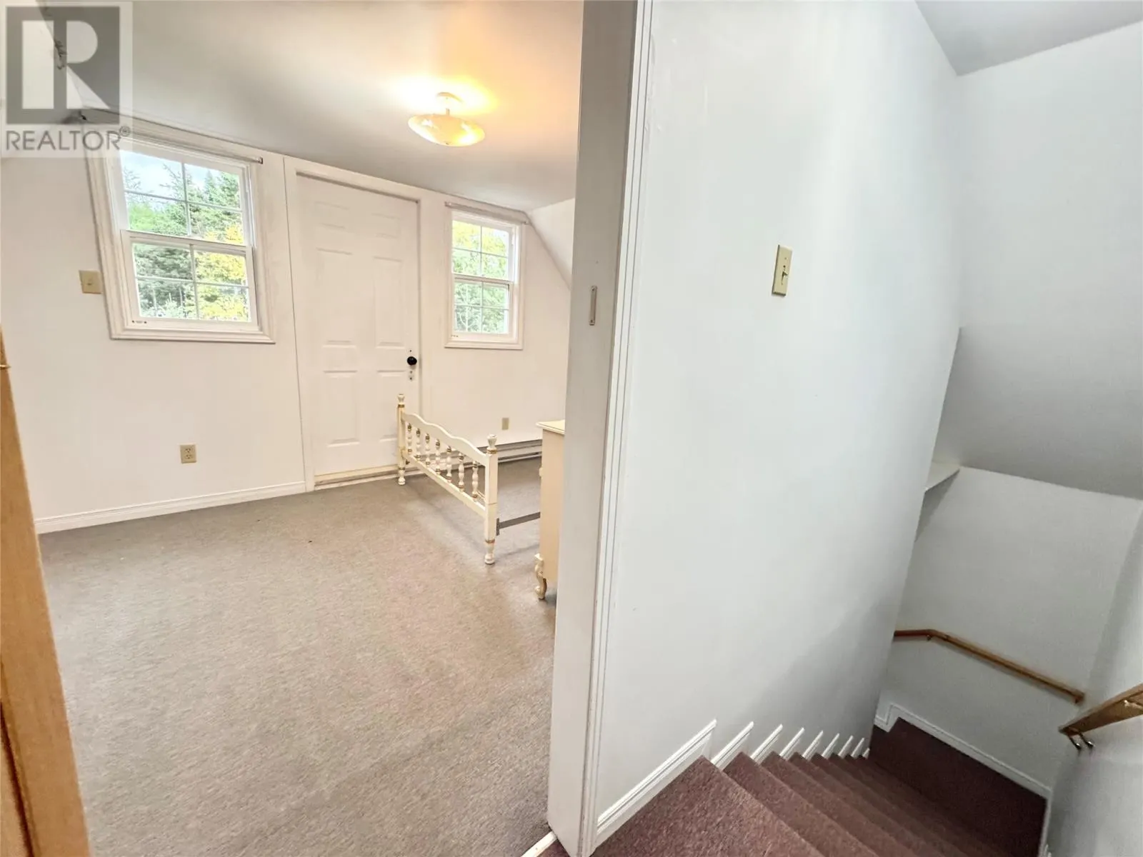 20 Pinetree Road