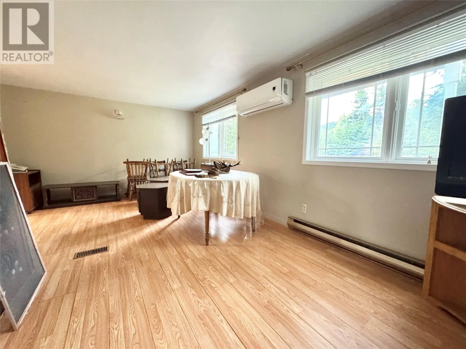 20 Pinetree Road