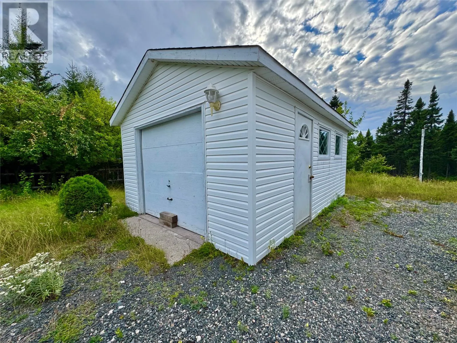 20 Pinetree Road