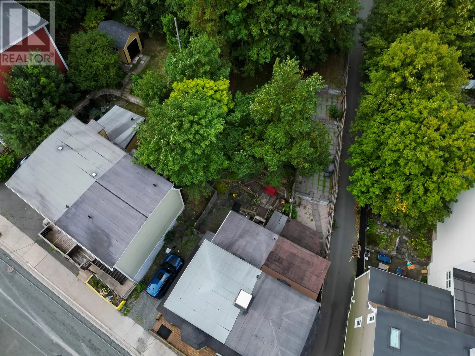98 Pleasant Street