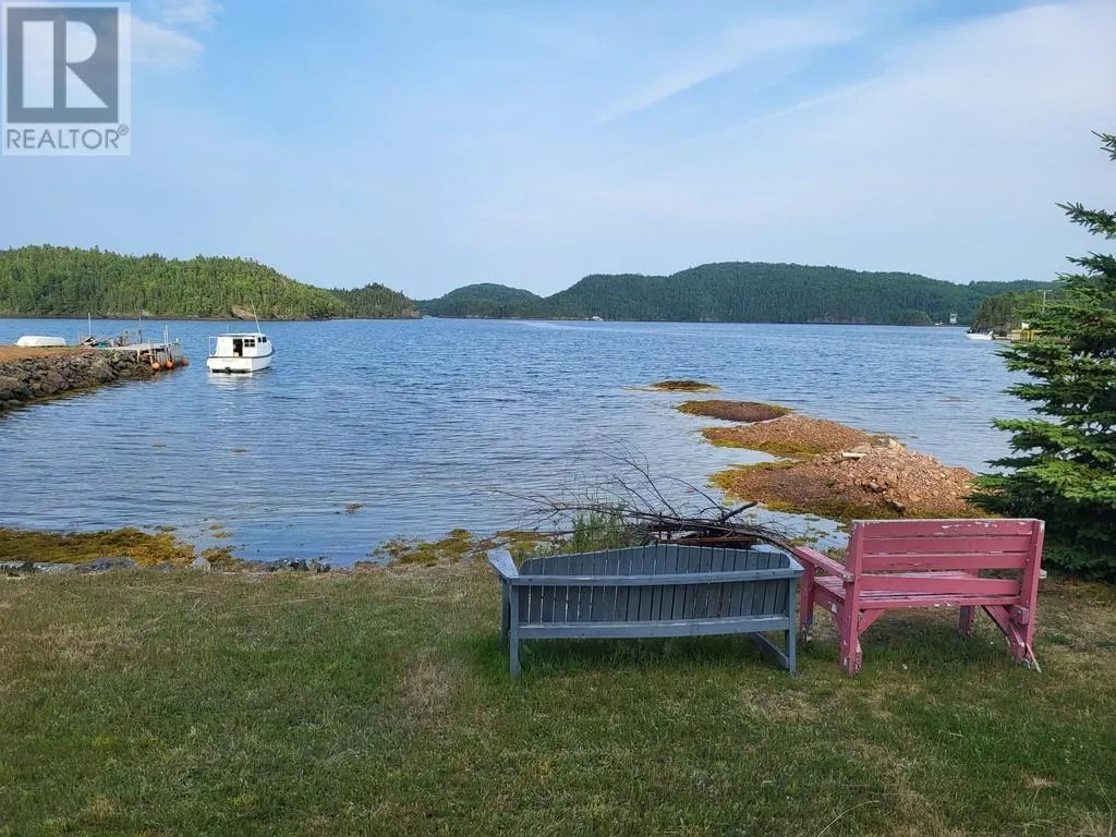 9 Water Front Road