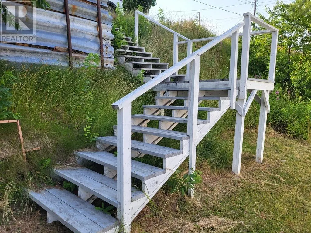 9 Water Front Road