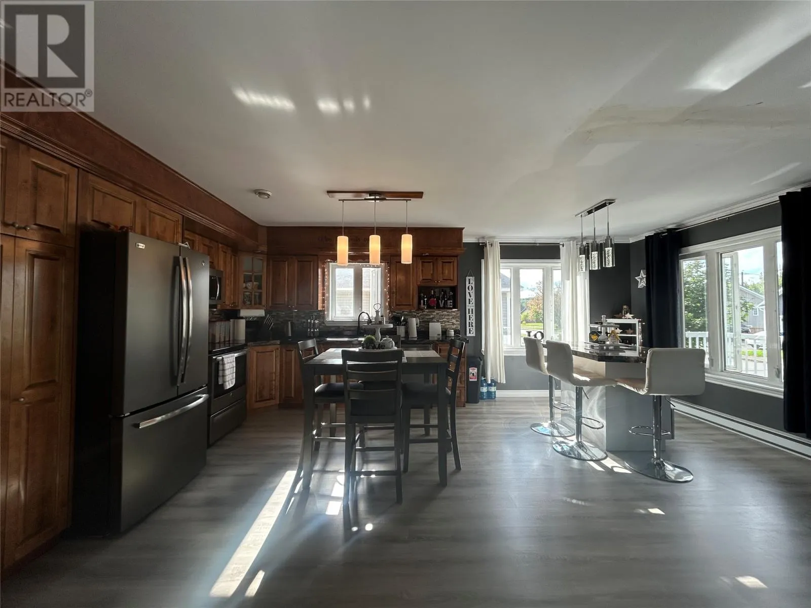 46 B Marshalls Drive
