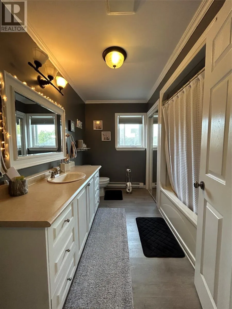 46 B Marshalls Drive