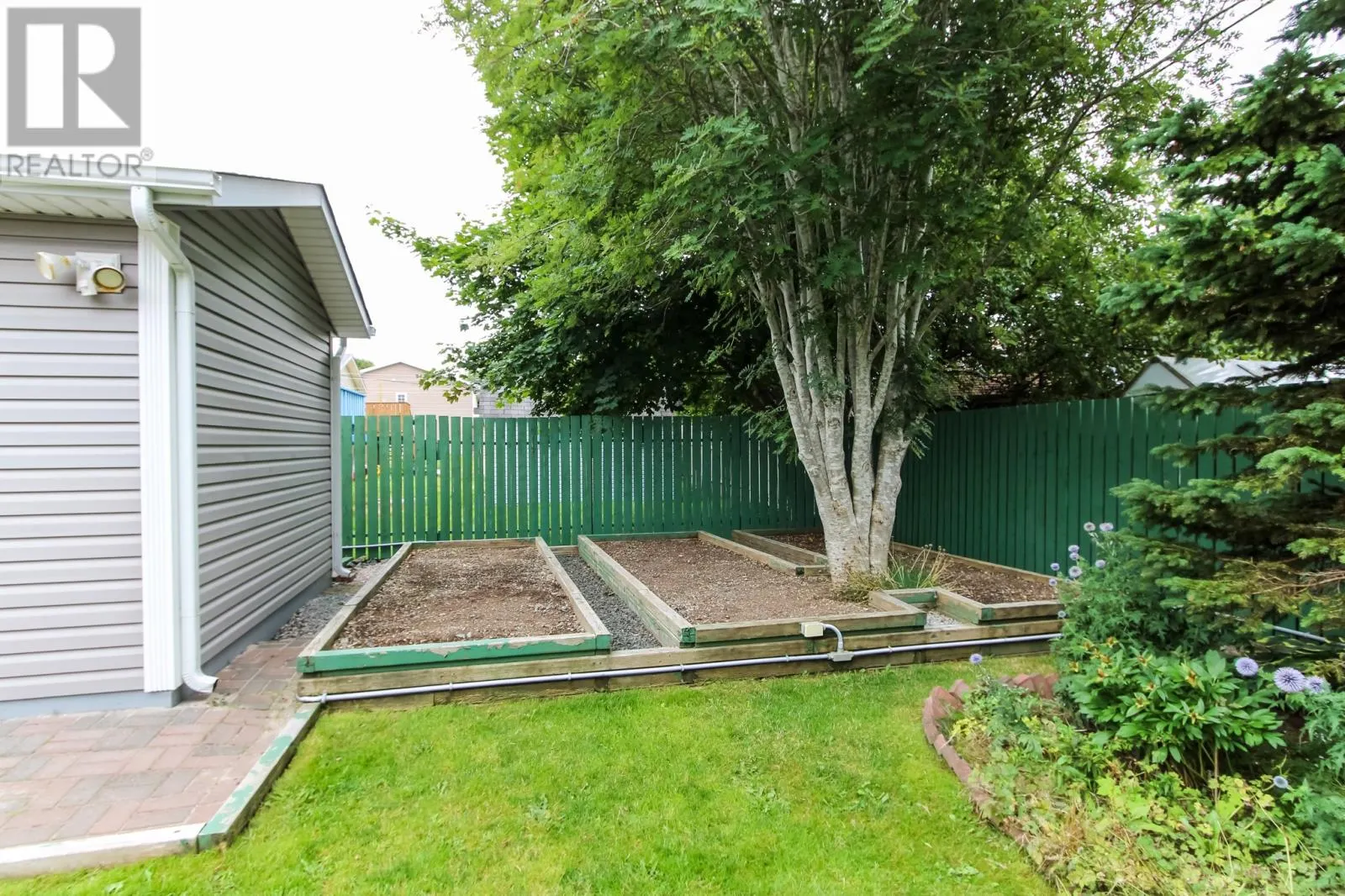 3 Paddon Place