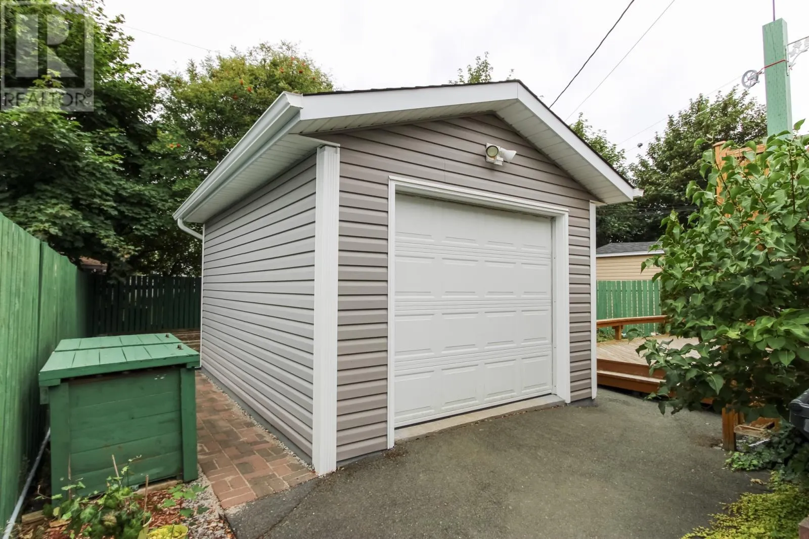 3 Paddon Place