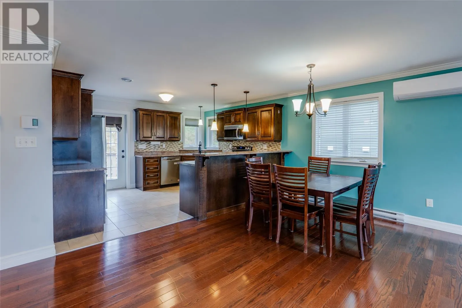11 Mountaineer Drive