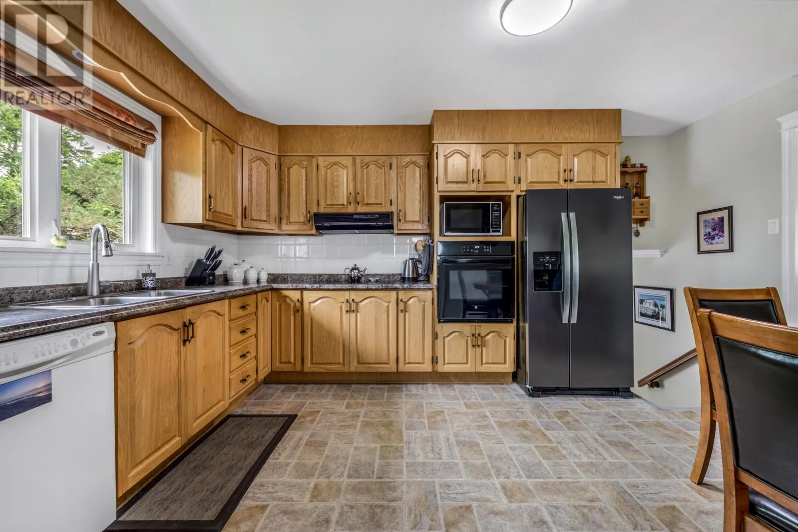 4 Wells Crescent
