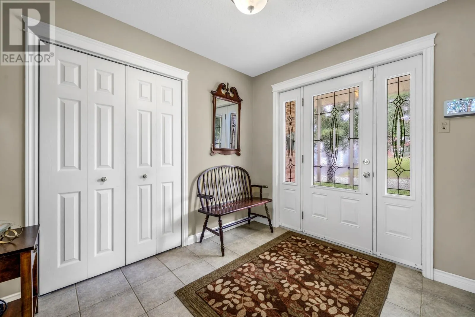 4 Wells Crescent