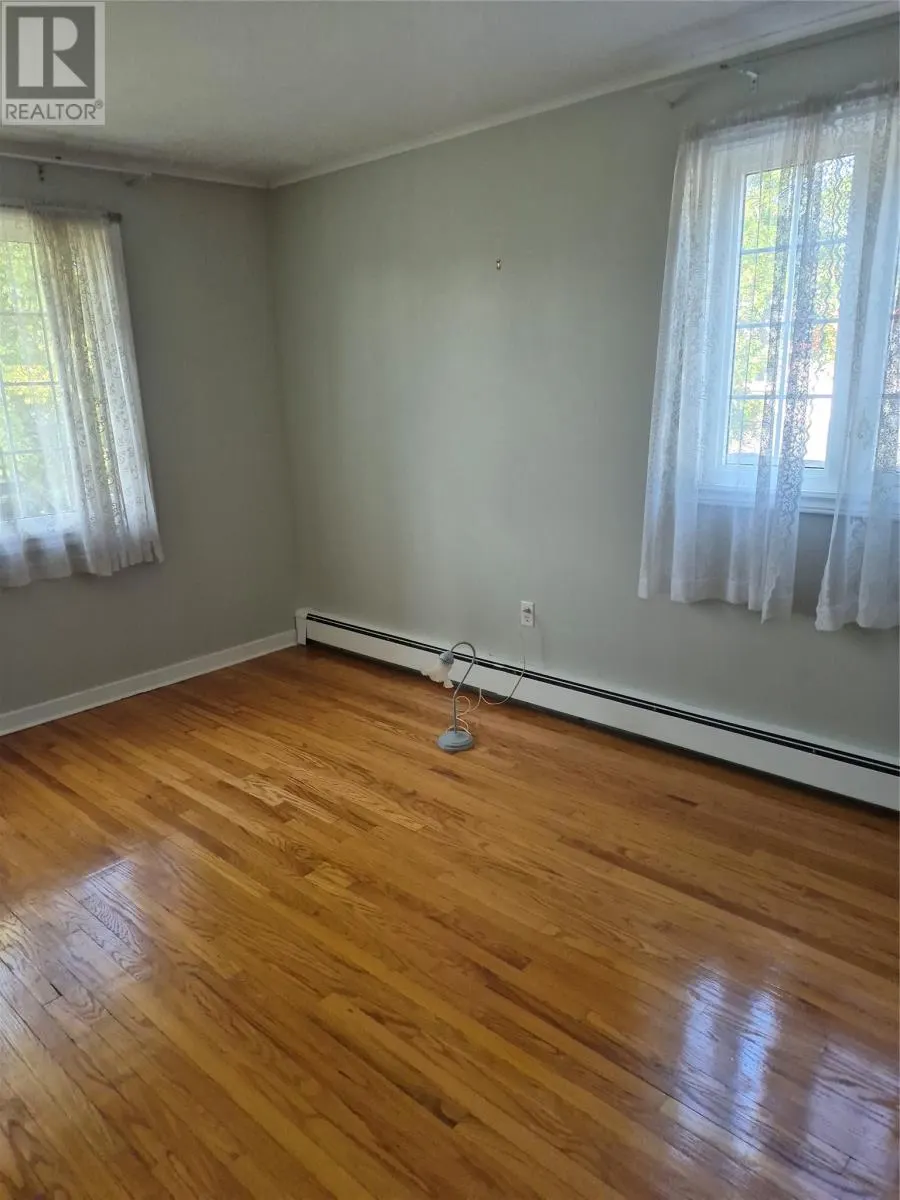 10 SOMERSET Place