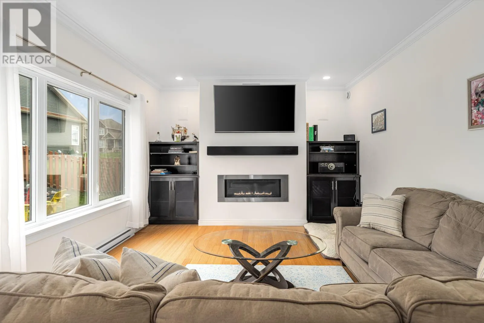 26 Atlantica Drive