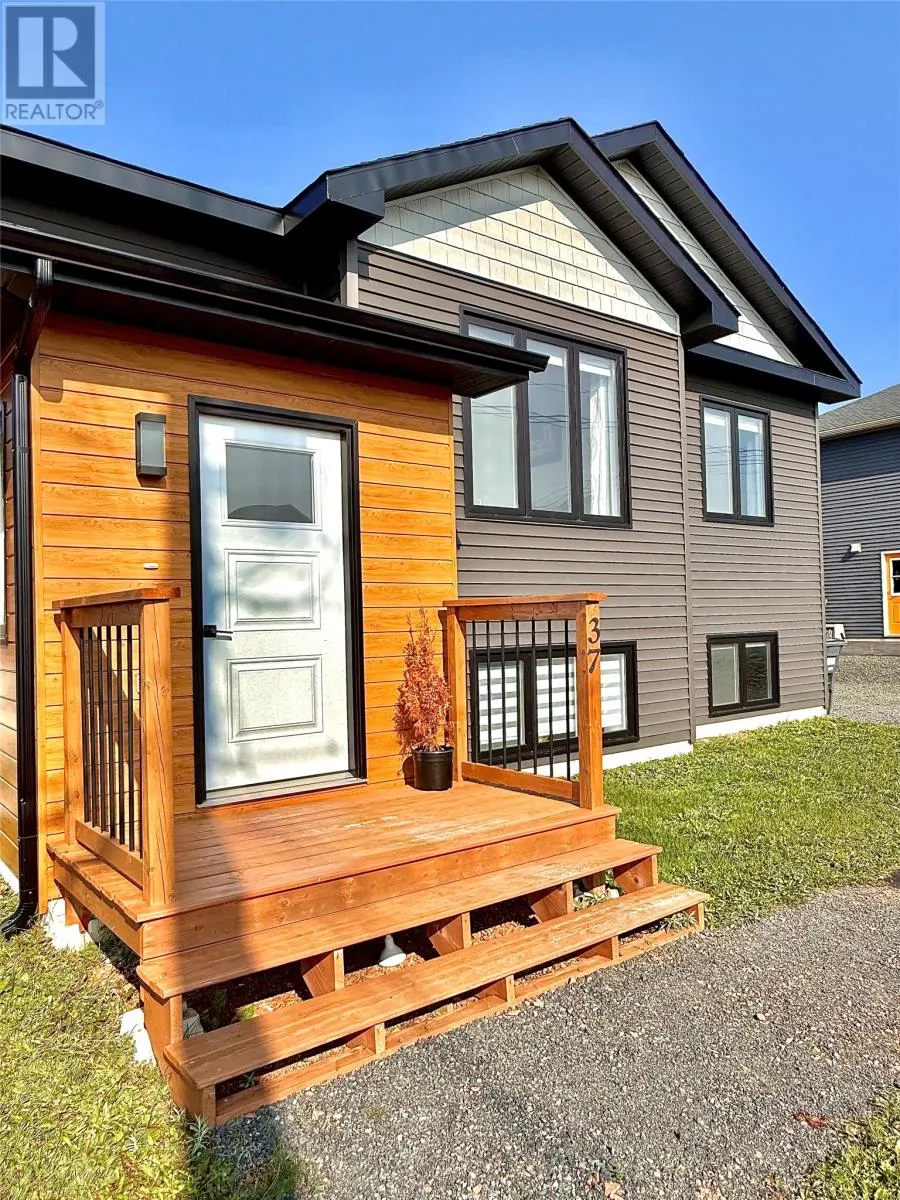 37 PERCY Drive