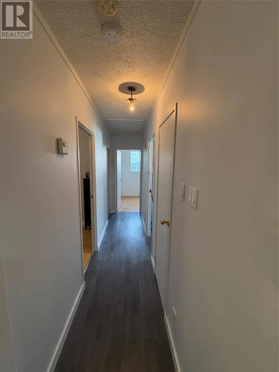 30 Alcock Crescent