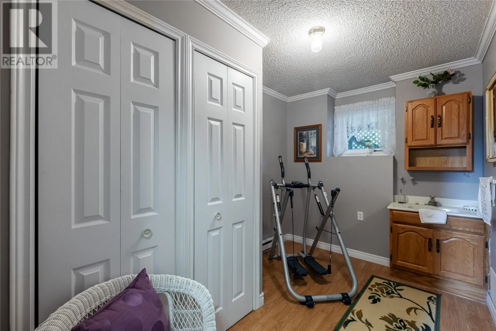 6 Mortimore Drive
