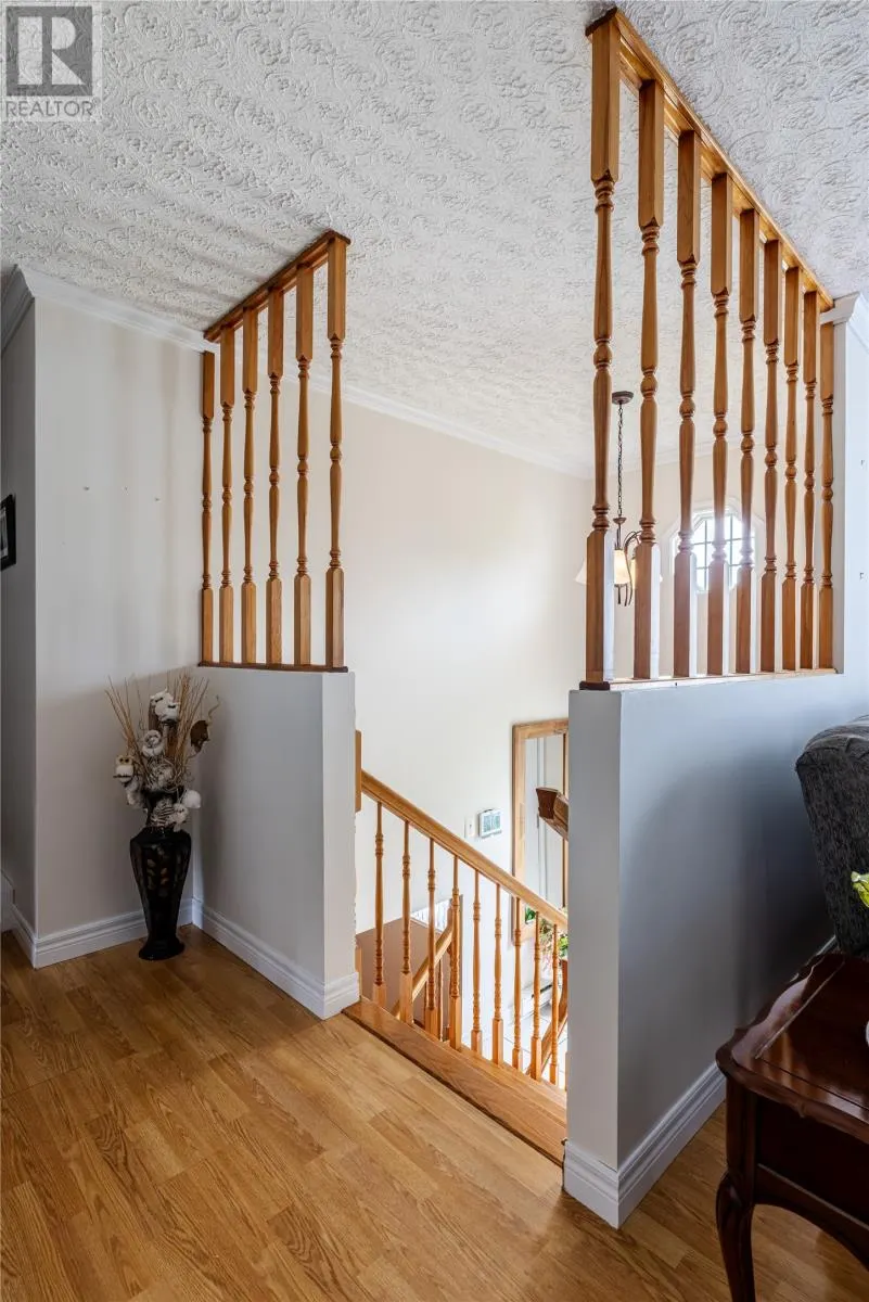 6 Mortimore Drive