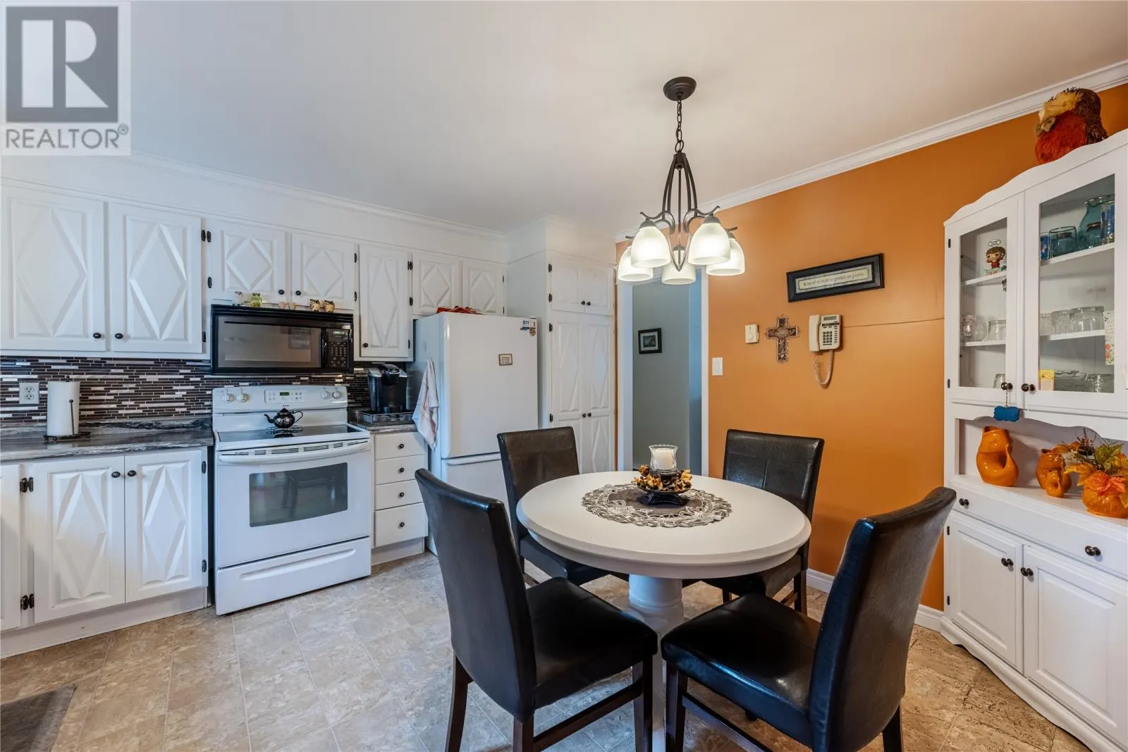 6 Mortimore Drive