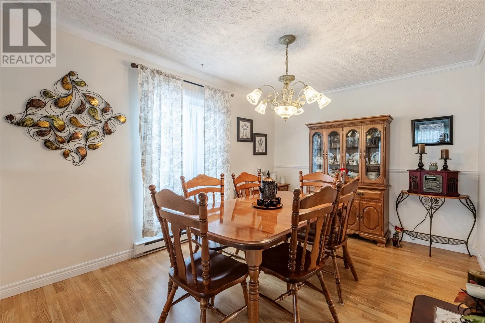 6 Mortimore Drive