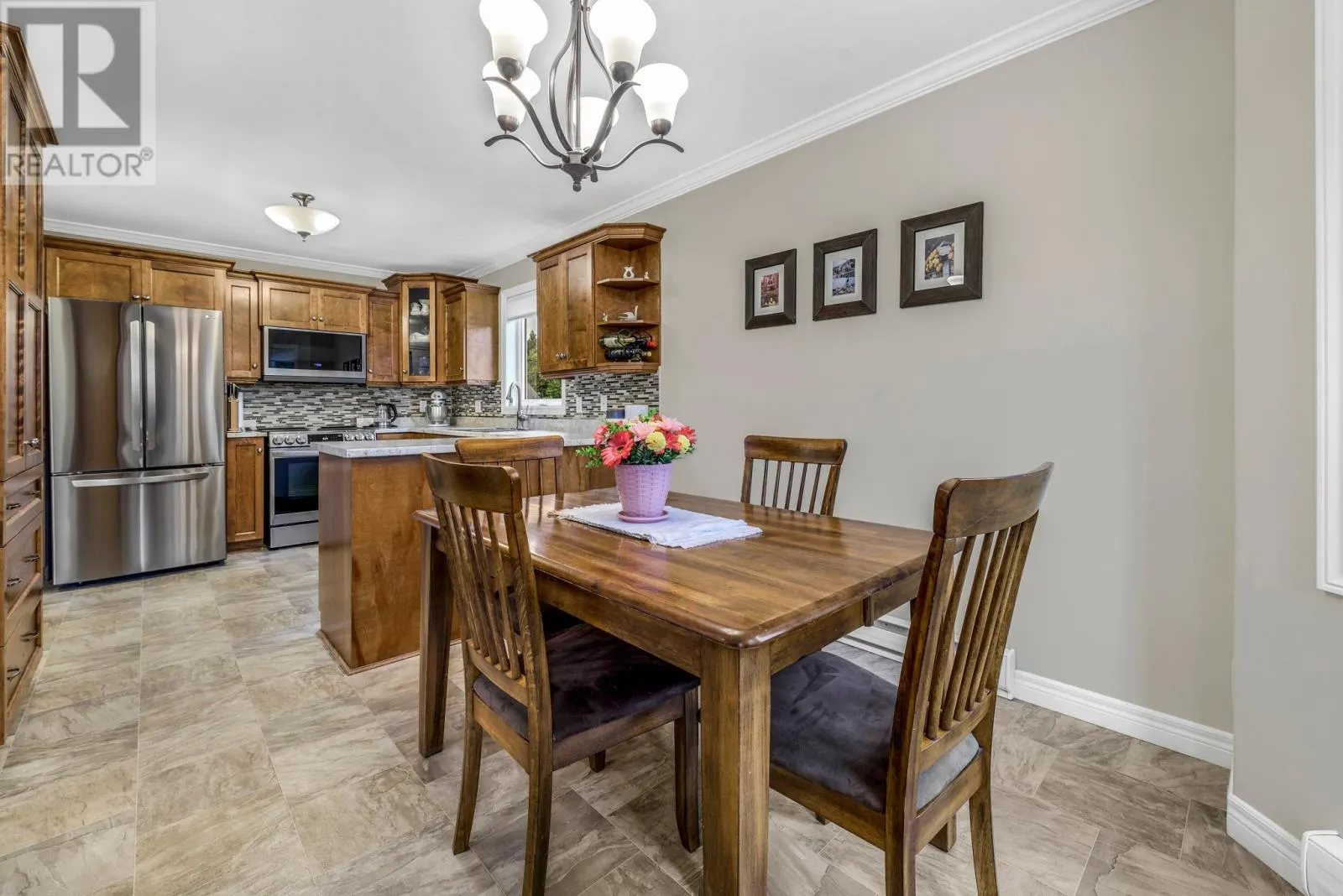68 Hollyberry Drive