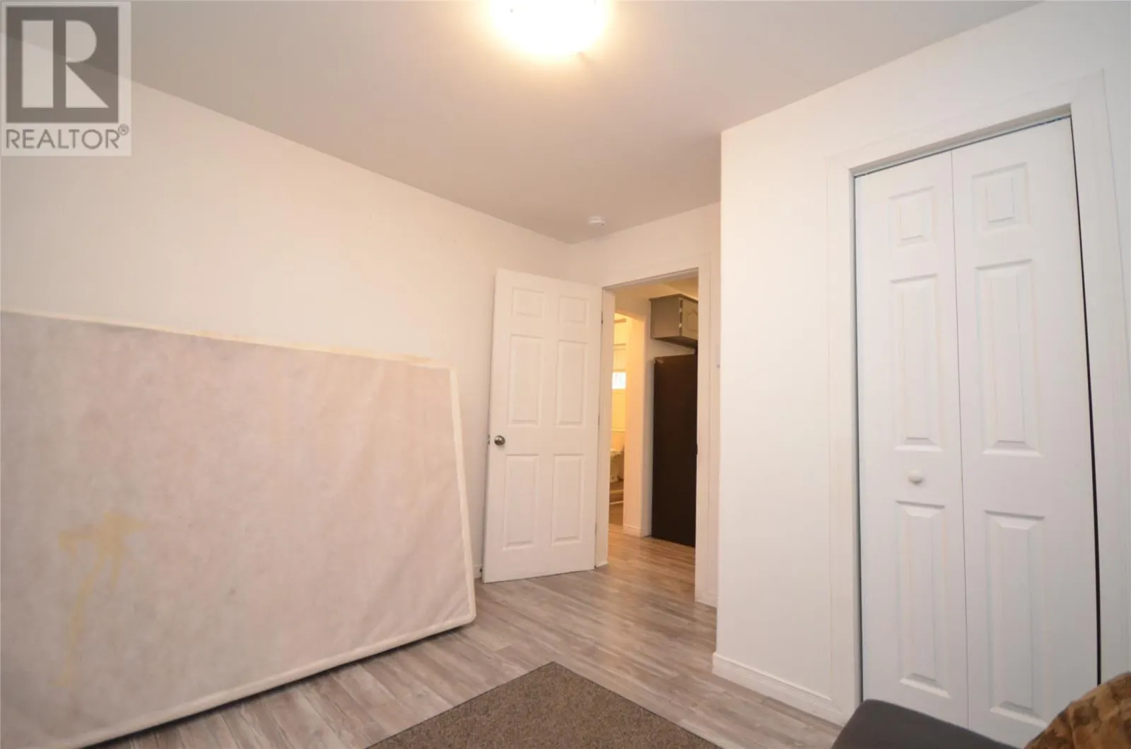 57 CHAMBERLAINS Road