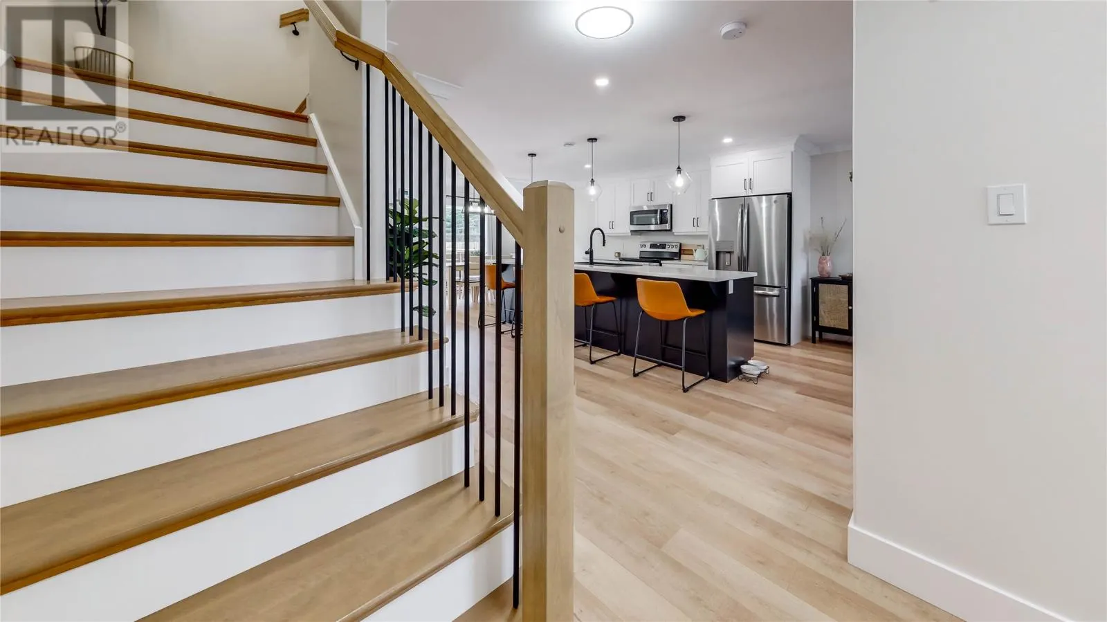24 Dragonfly Place