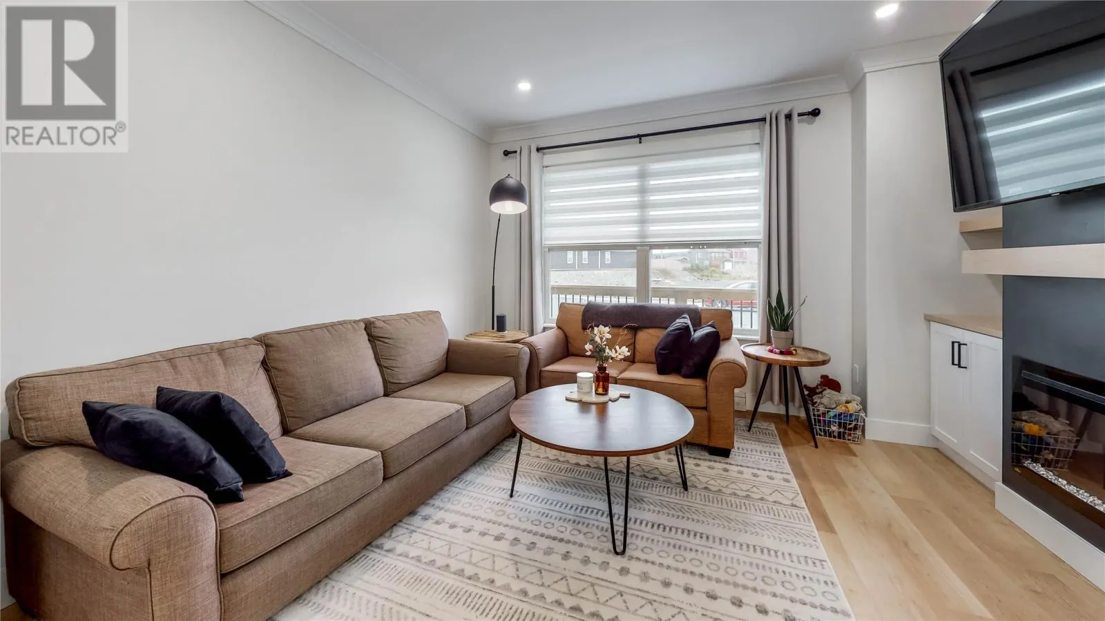24 Dragonfly Place
