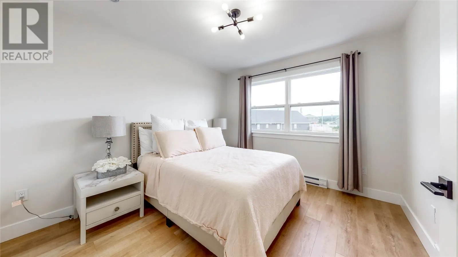 24 Dragonfly Place