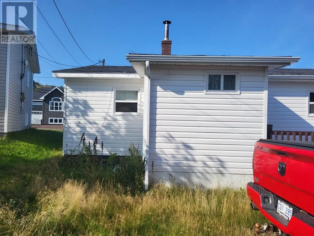 14 Commonwealth Drive