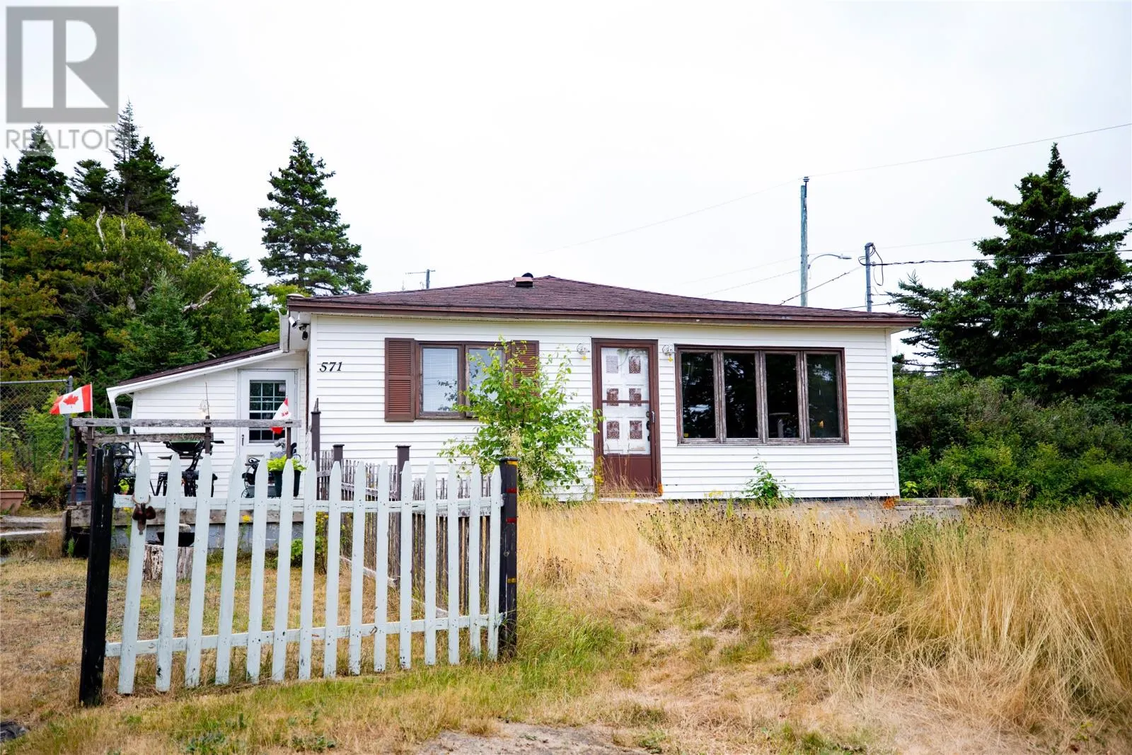 571-575 Old Broad Cove Road