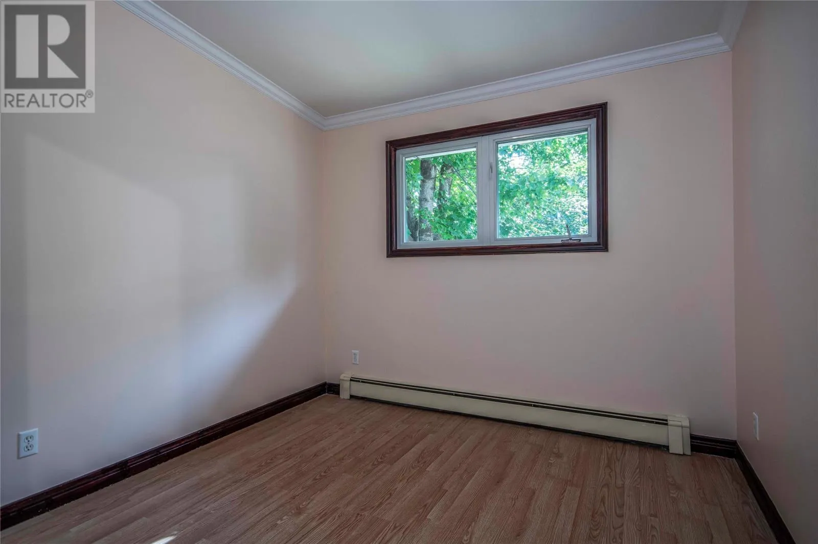 34 Cowan Avenue