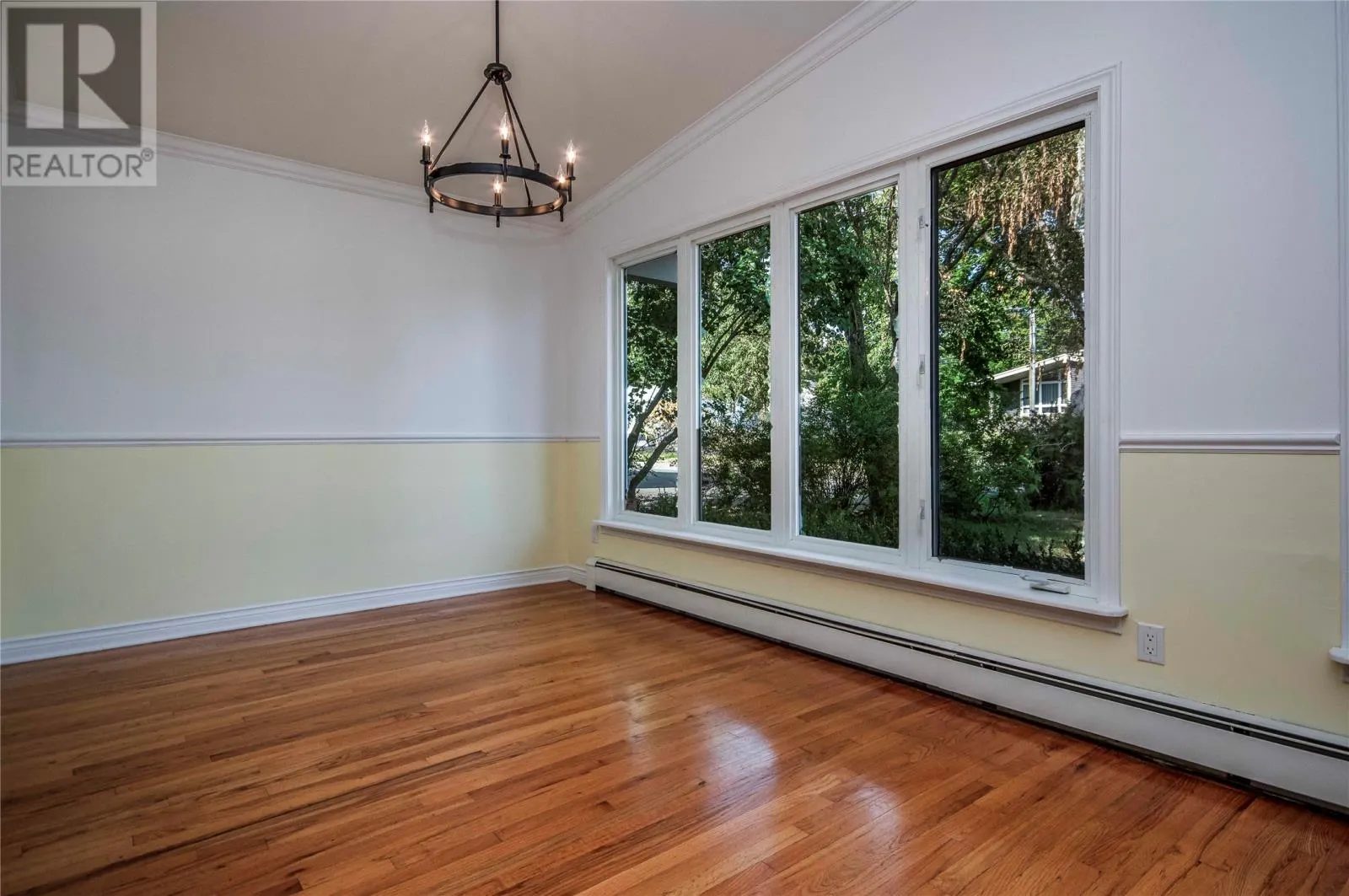 34 Cowan Avenue