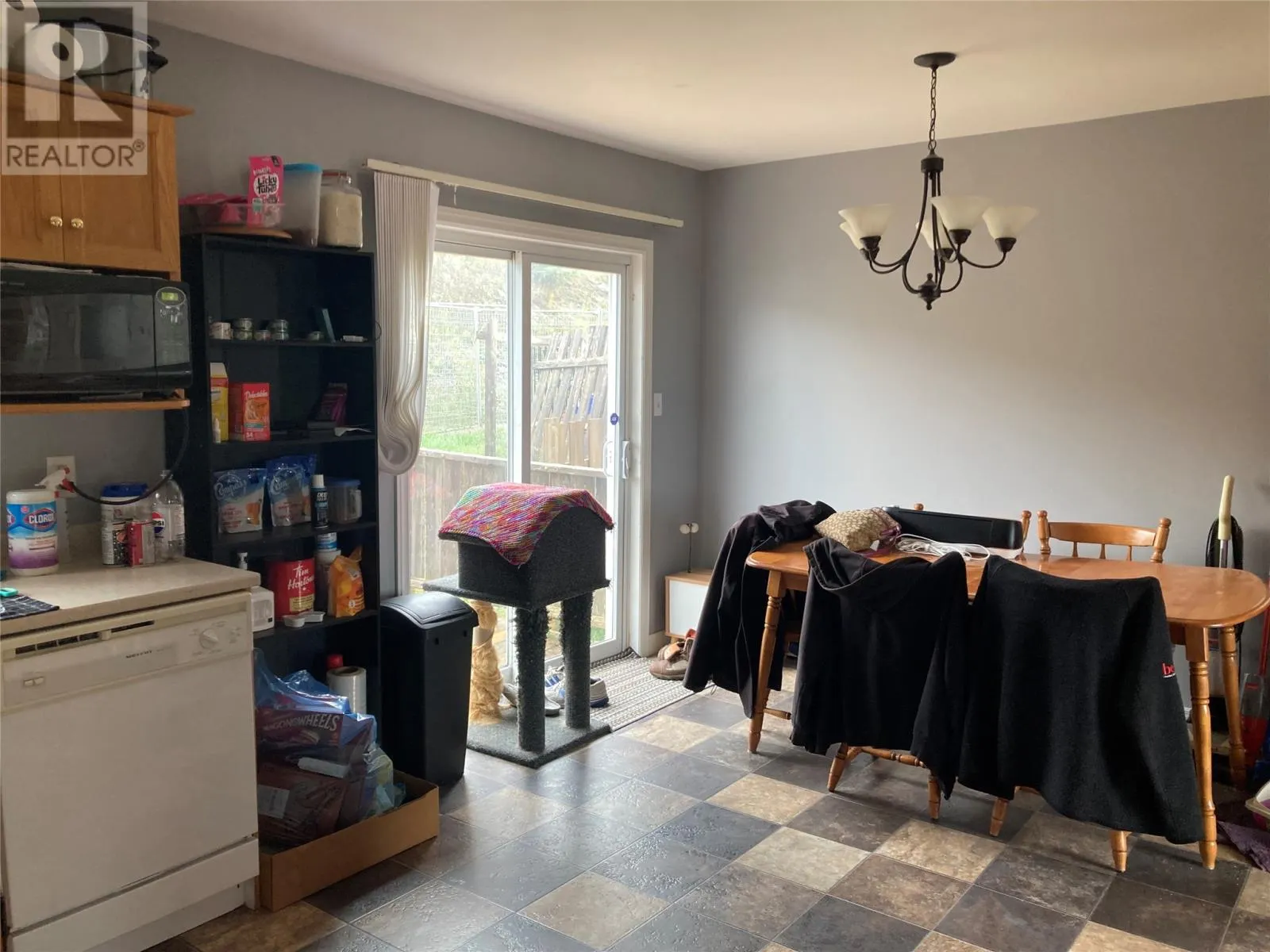 8 Dunluce Crescent