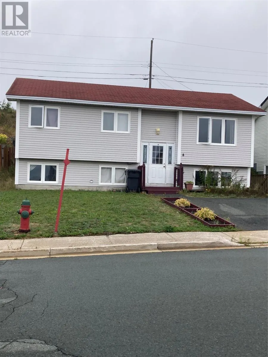 8 Dunluce Crescent