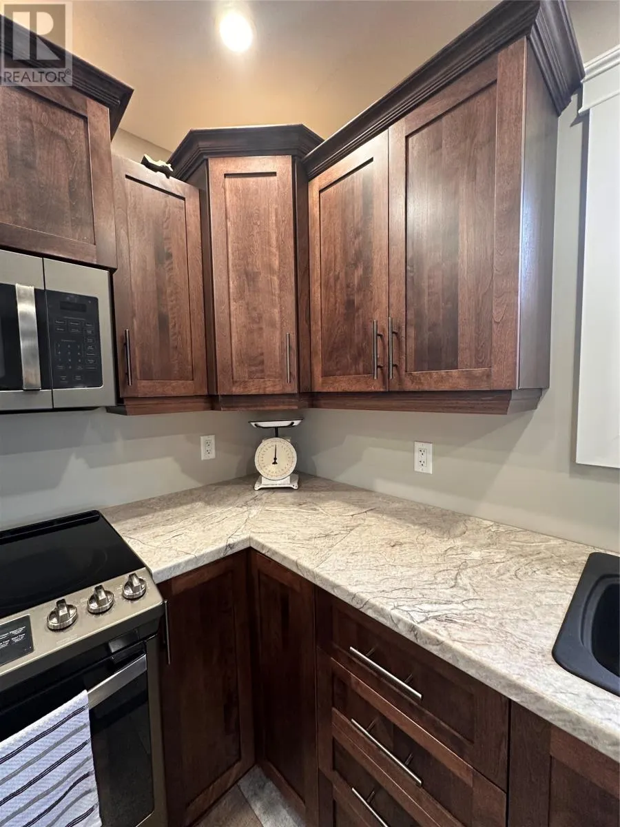 22 Northwest Trail