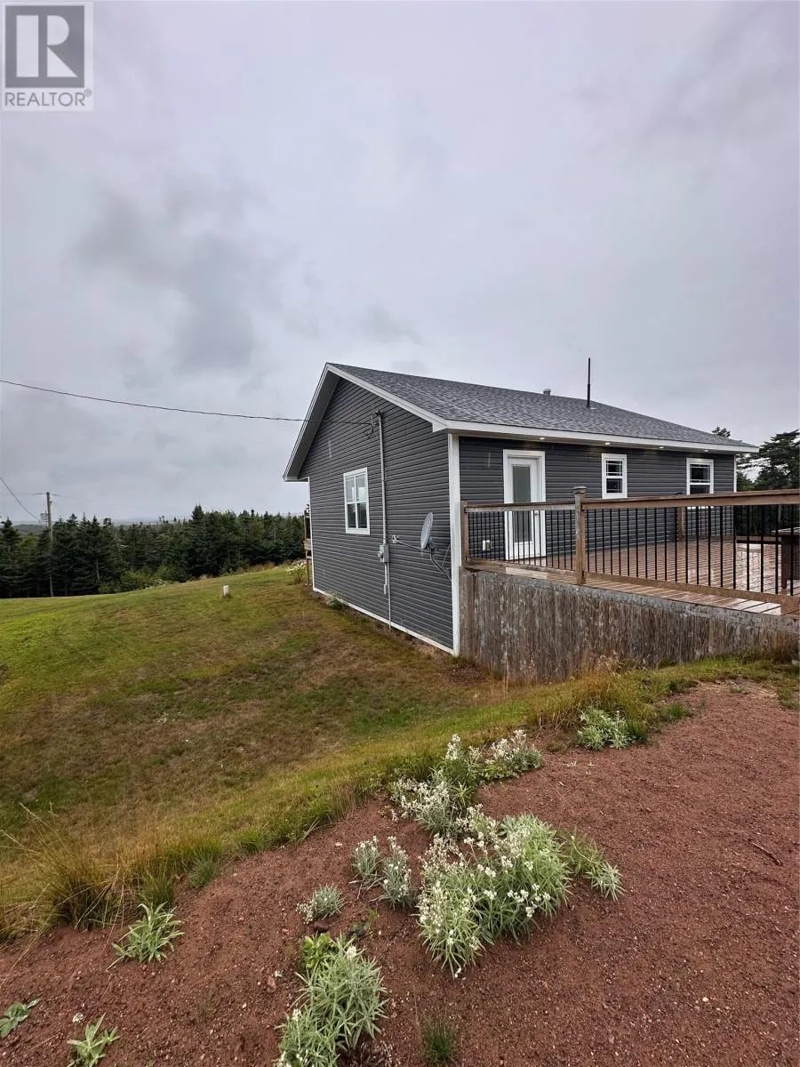 22 Northwest Trail