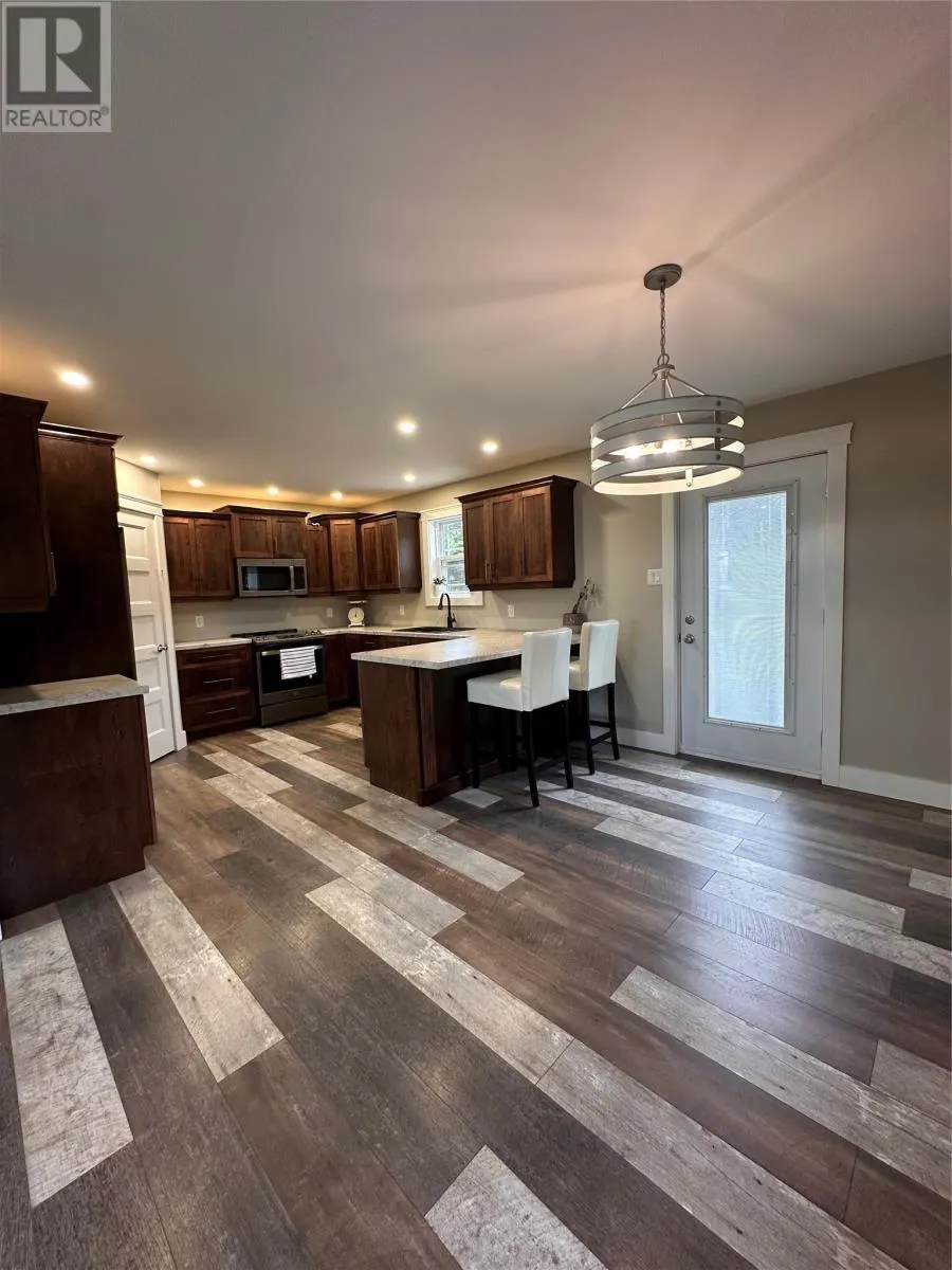 22 Northwest Trail