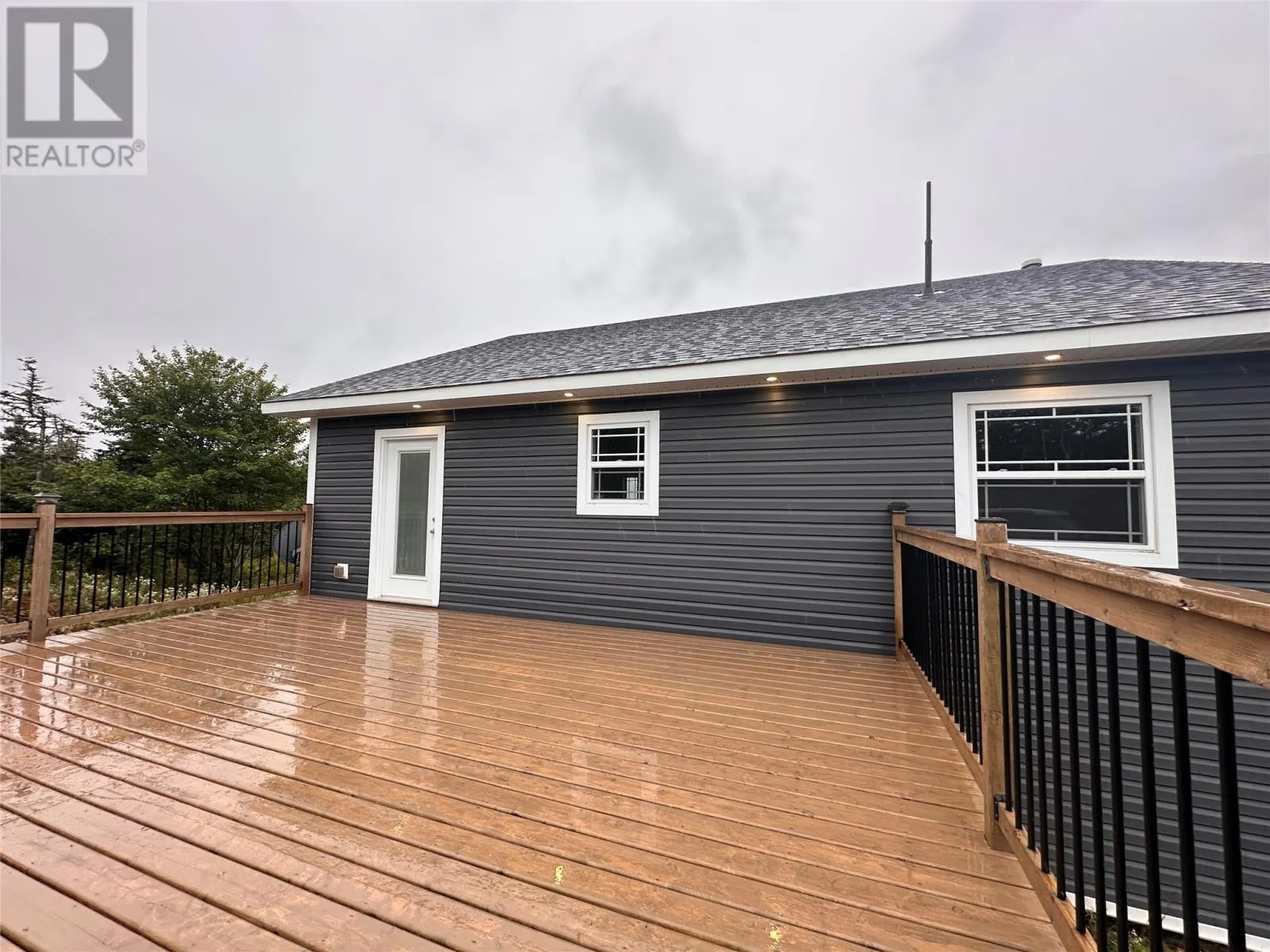 22 Northwest Trail