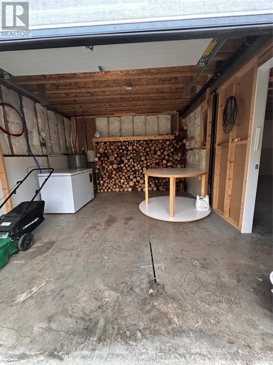 22 Northwest Trail