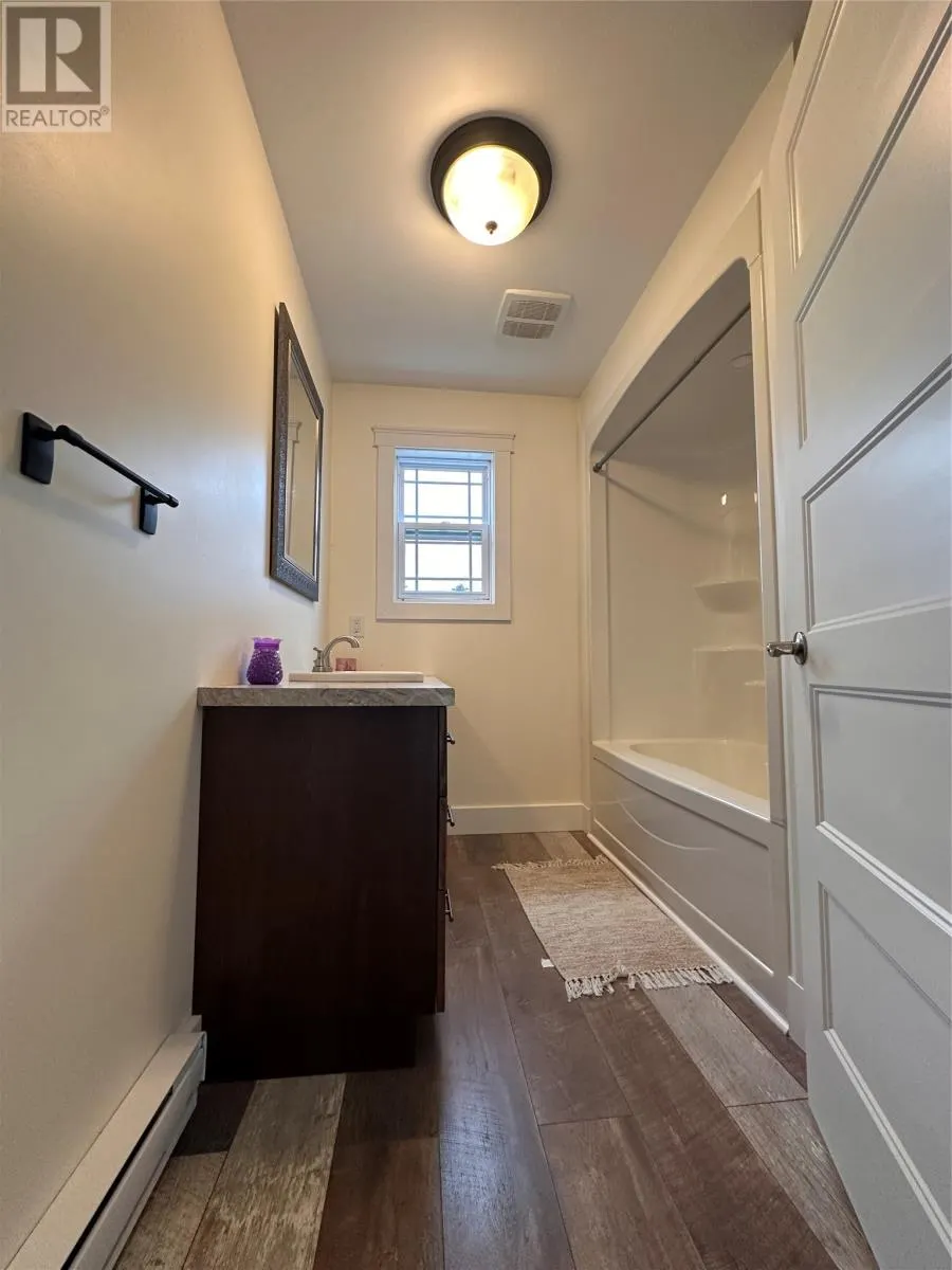 22 Northwest Trail