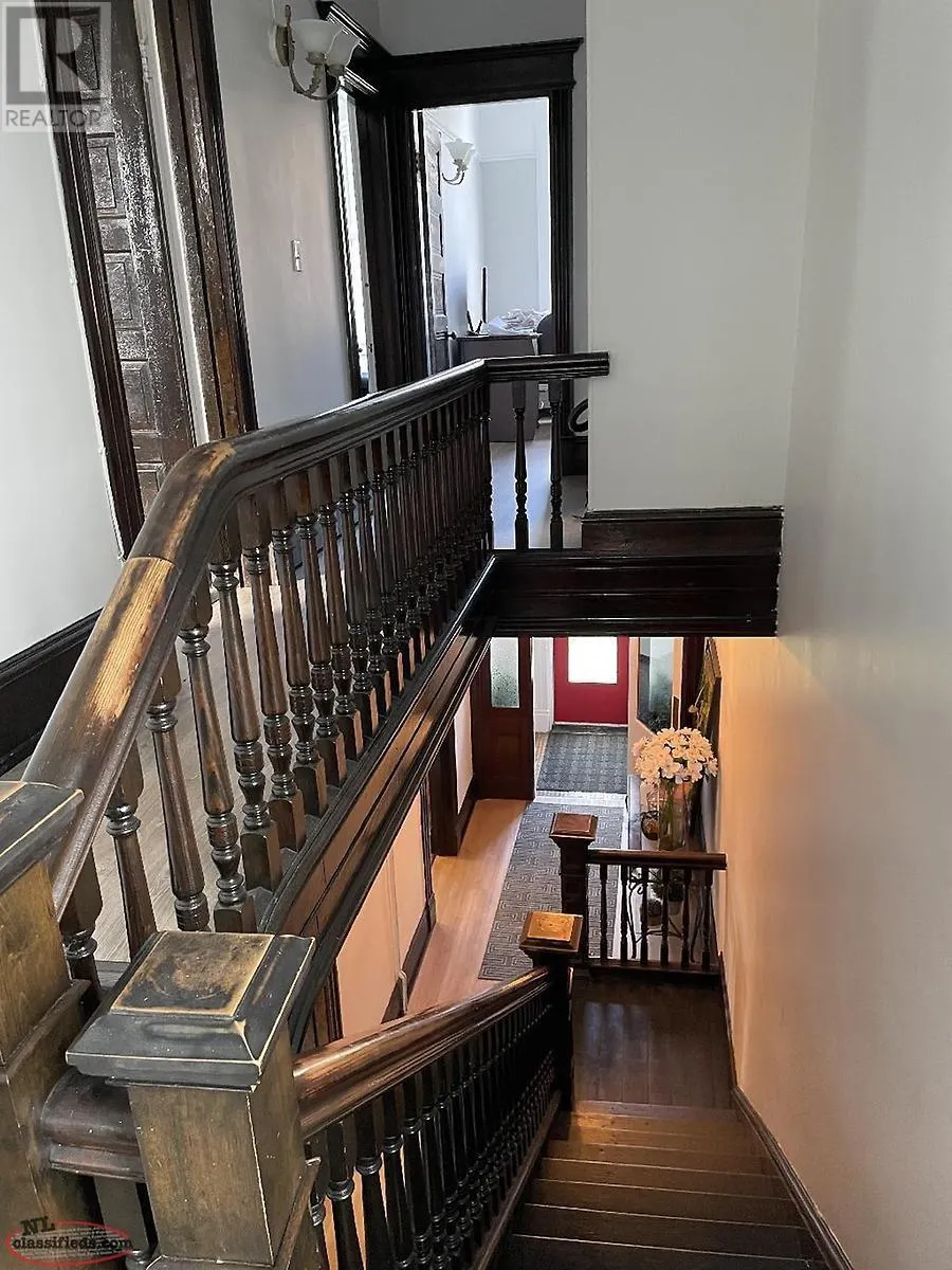 321 HAMILTON Avenue