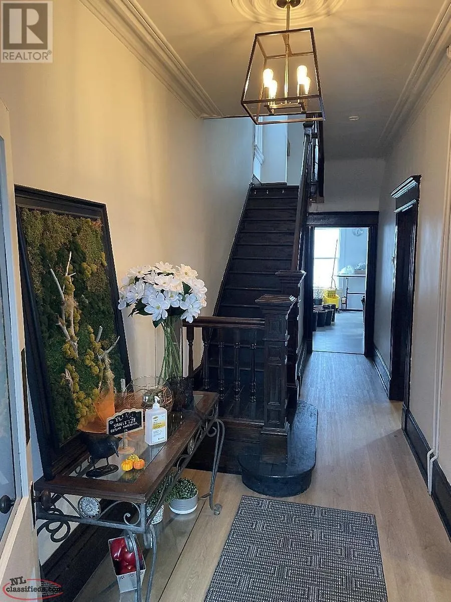 321 HAMILTON Avenue