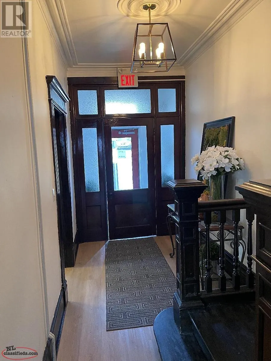 321 HAMILTON Avenue